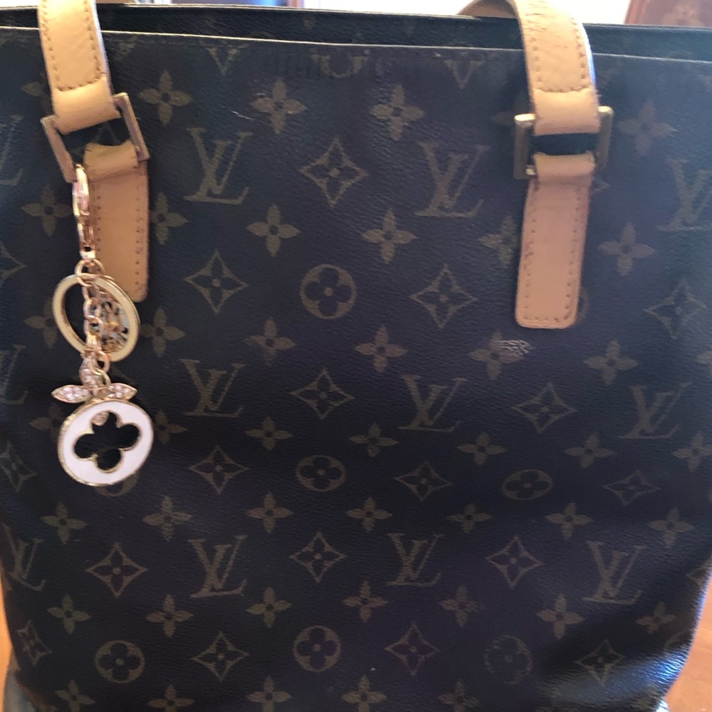 Louis Vuitton Purse